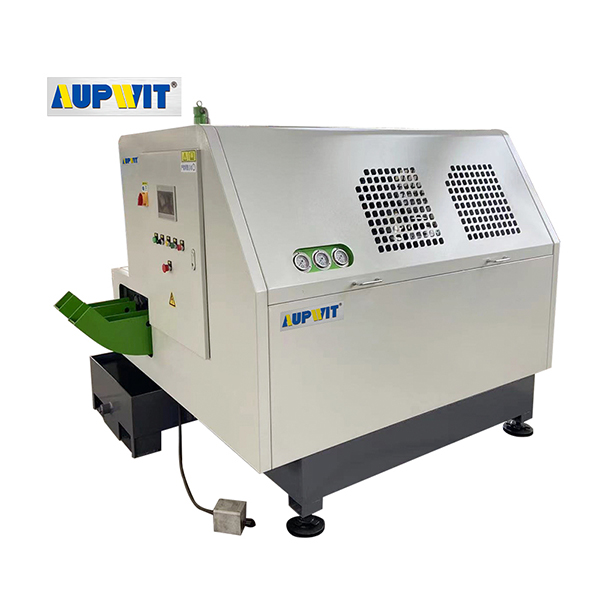 How to operate a Metal Briquetting Machine